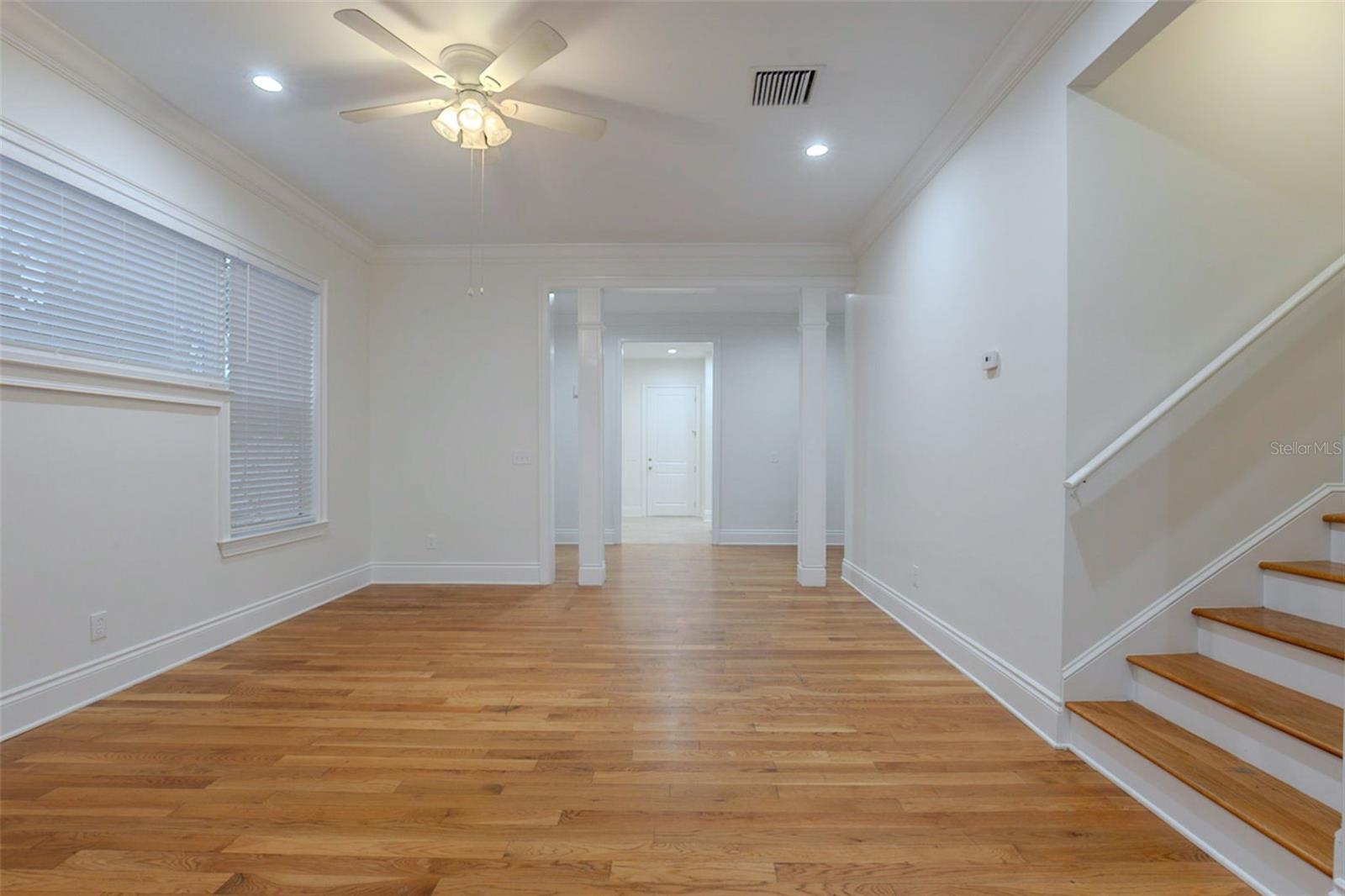 Image 19 of 54 For 1513 Bay Villa Place