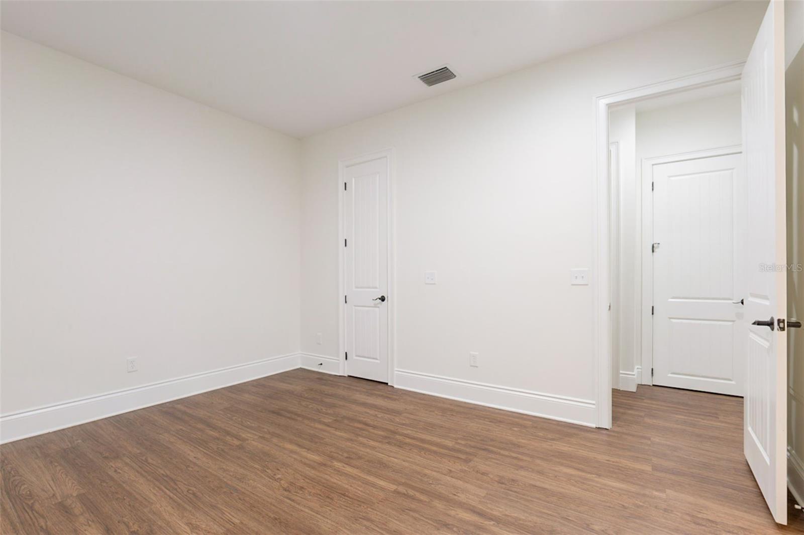 Image 45 of 54 For 1513 Bay Villa Place