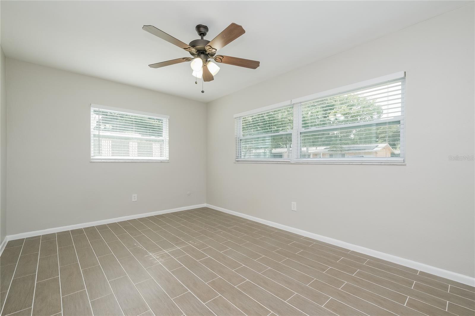 Image 8 of 16 For 1418 Thames Lane
