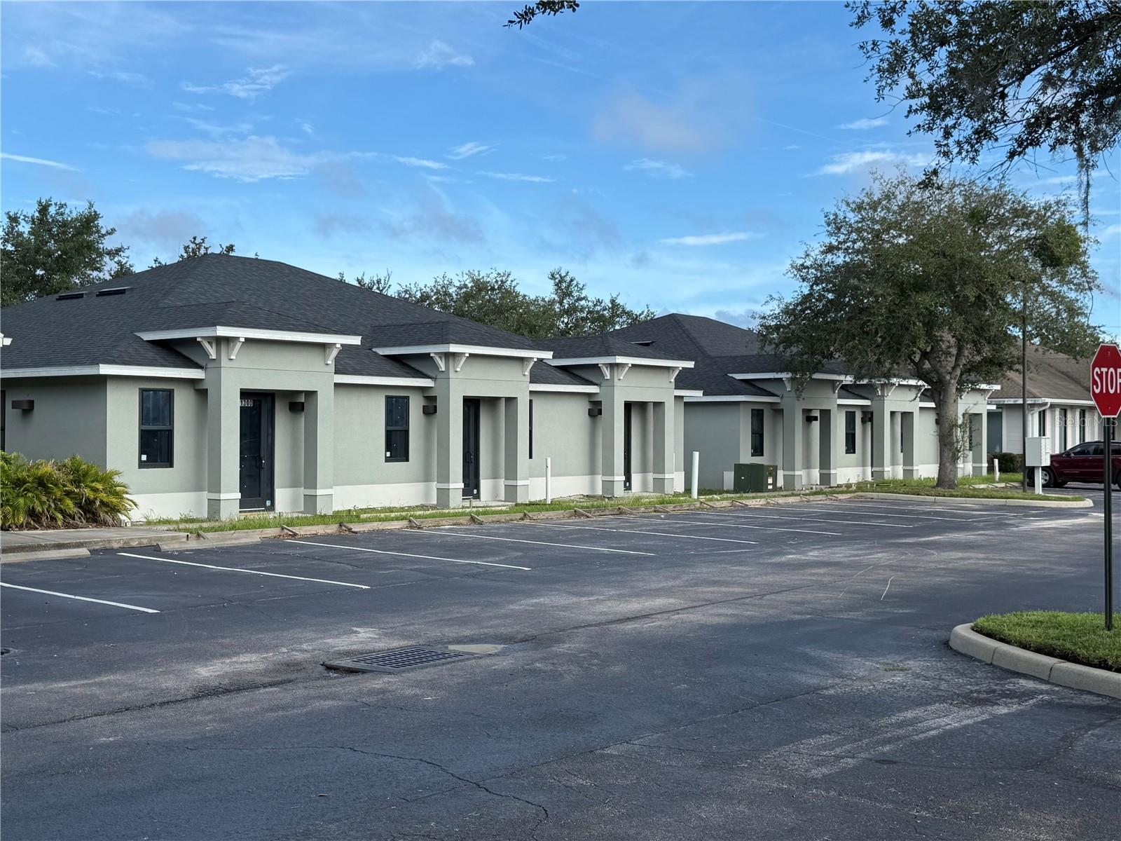 Image 3 of 5 For 1300 Lexington Green Lane
