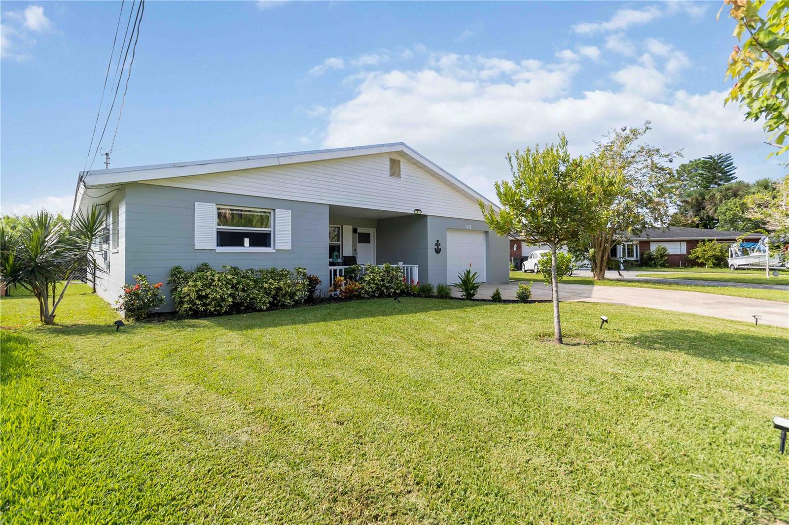 Image 3 of 24 For 411 Acacia Circle