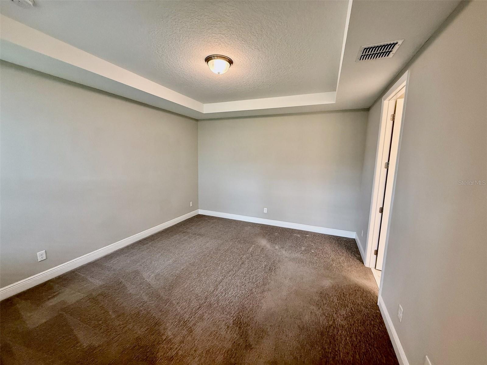 Image 11 of 36 For 7242 Carrickbend Lane