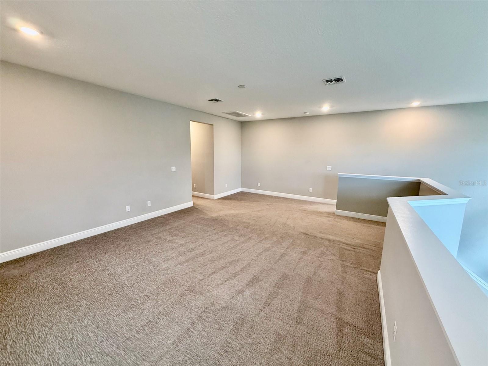 Image 19 of 36 For 7242 Carrickbend Lane
