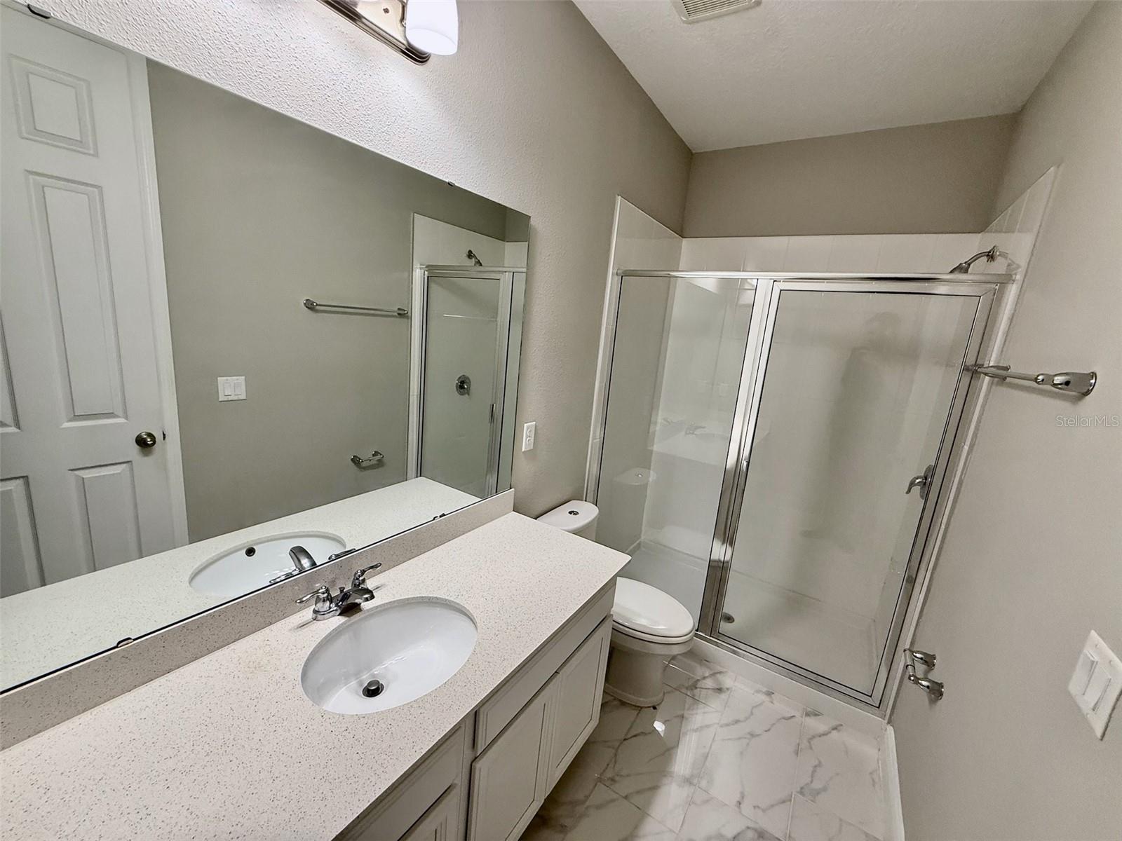 Image 28 of 36 For 7242 Carrickbend Lane