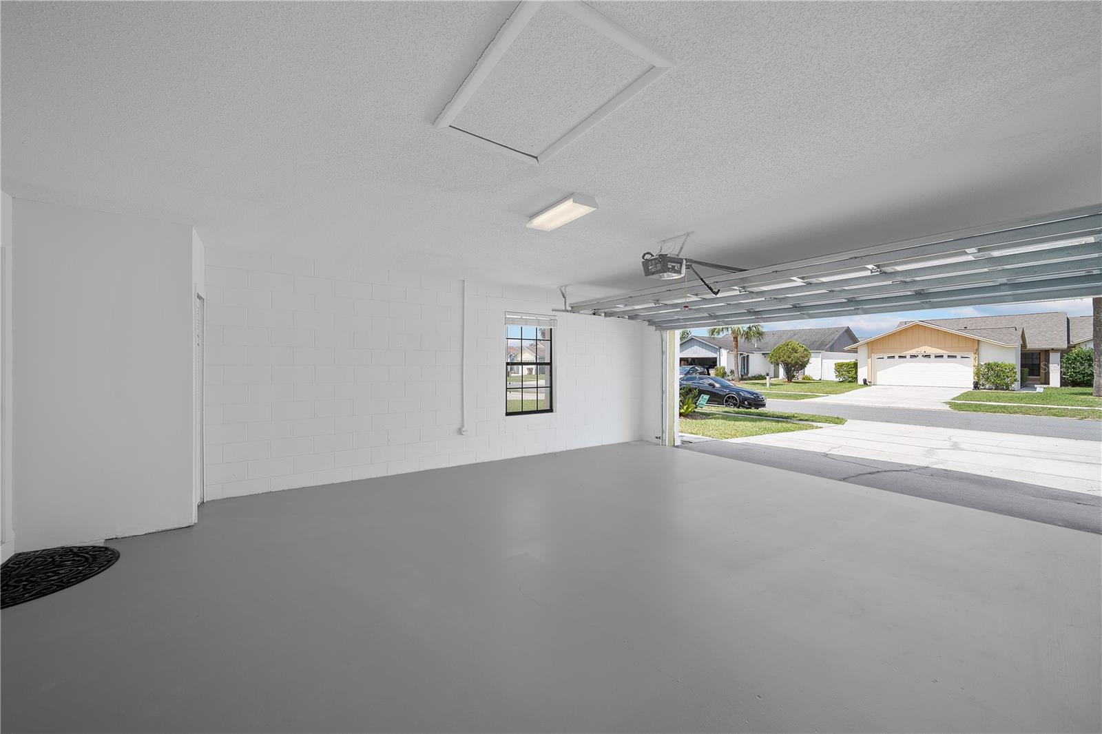 Image 4 of 22 For 3217 Running Bear Way