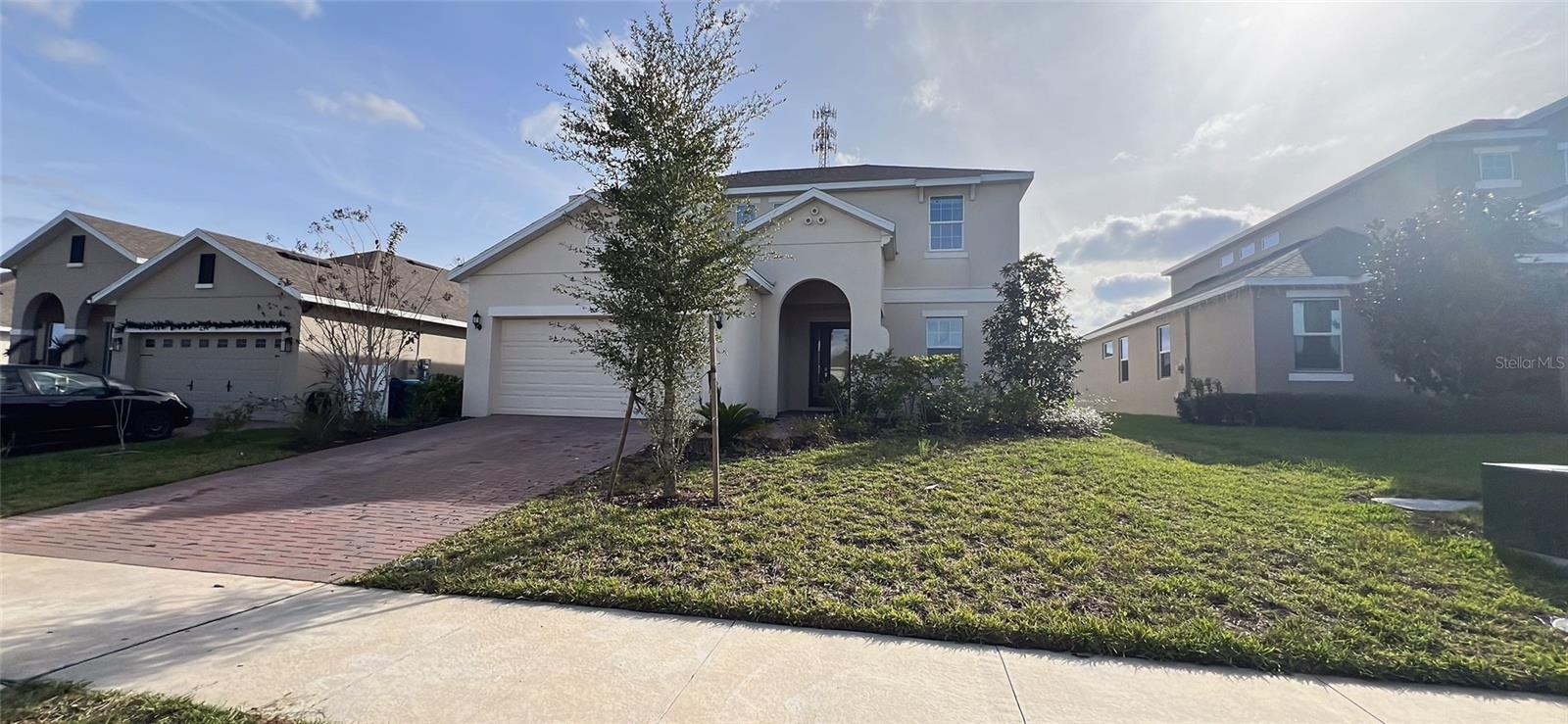 Image 3 of 63 For 817 Opal Court