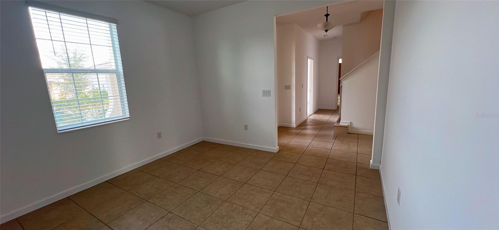 Image 34 of 63 For 817 Opal Court