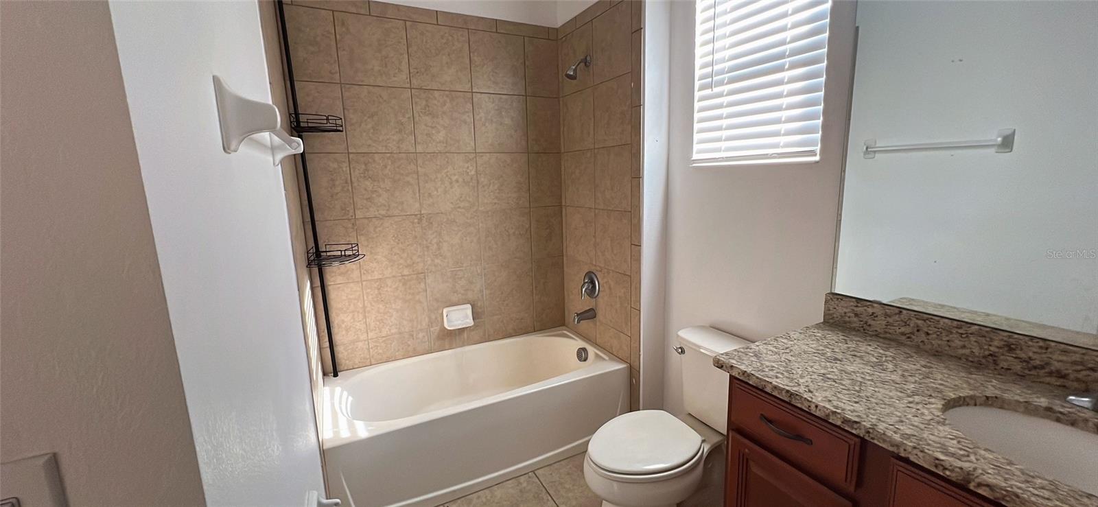 Image 37 of 63 For 817 Opal Court