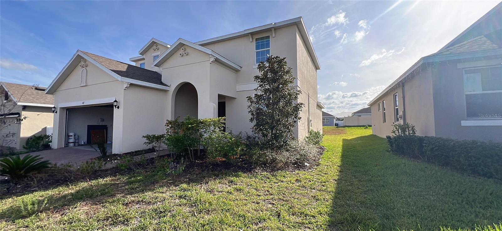 Image 4 of 63 For 817 Opal Court