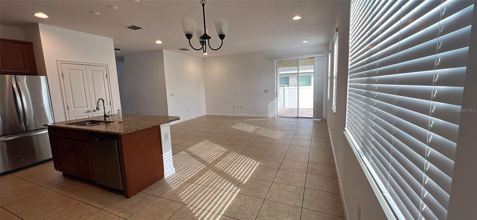 Image 9 of 63 For 817 Opal Court