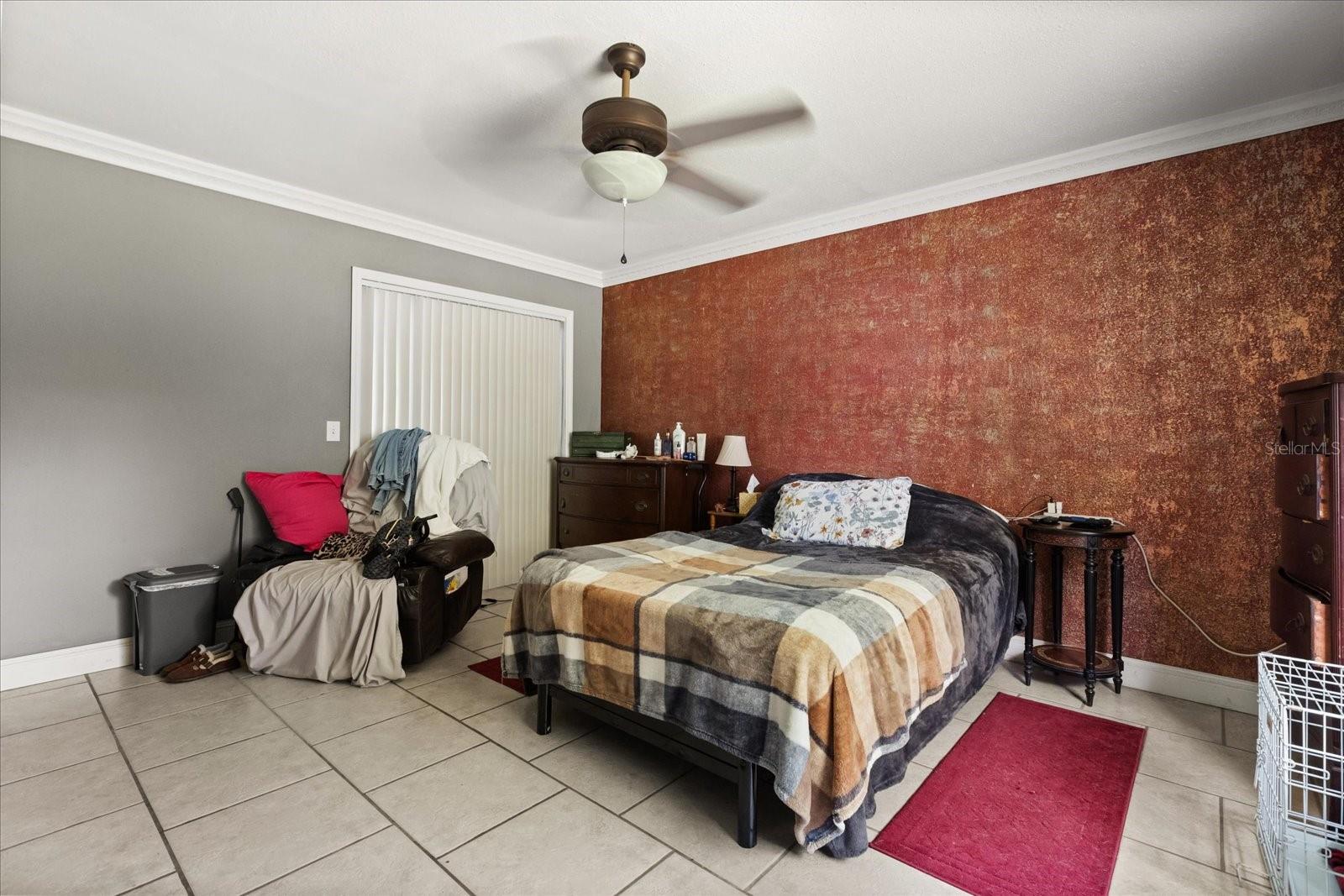 Image 13 of 36 For 460 Hidden Ridge Drive