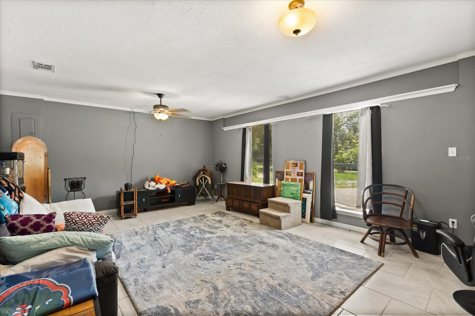 Image 20 of 36 For 460 Hidden Ridge Drive