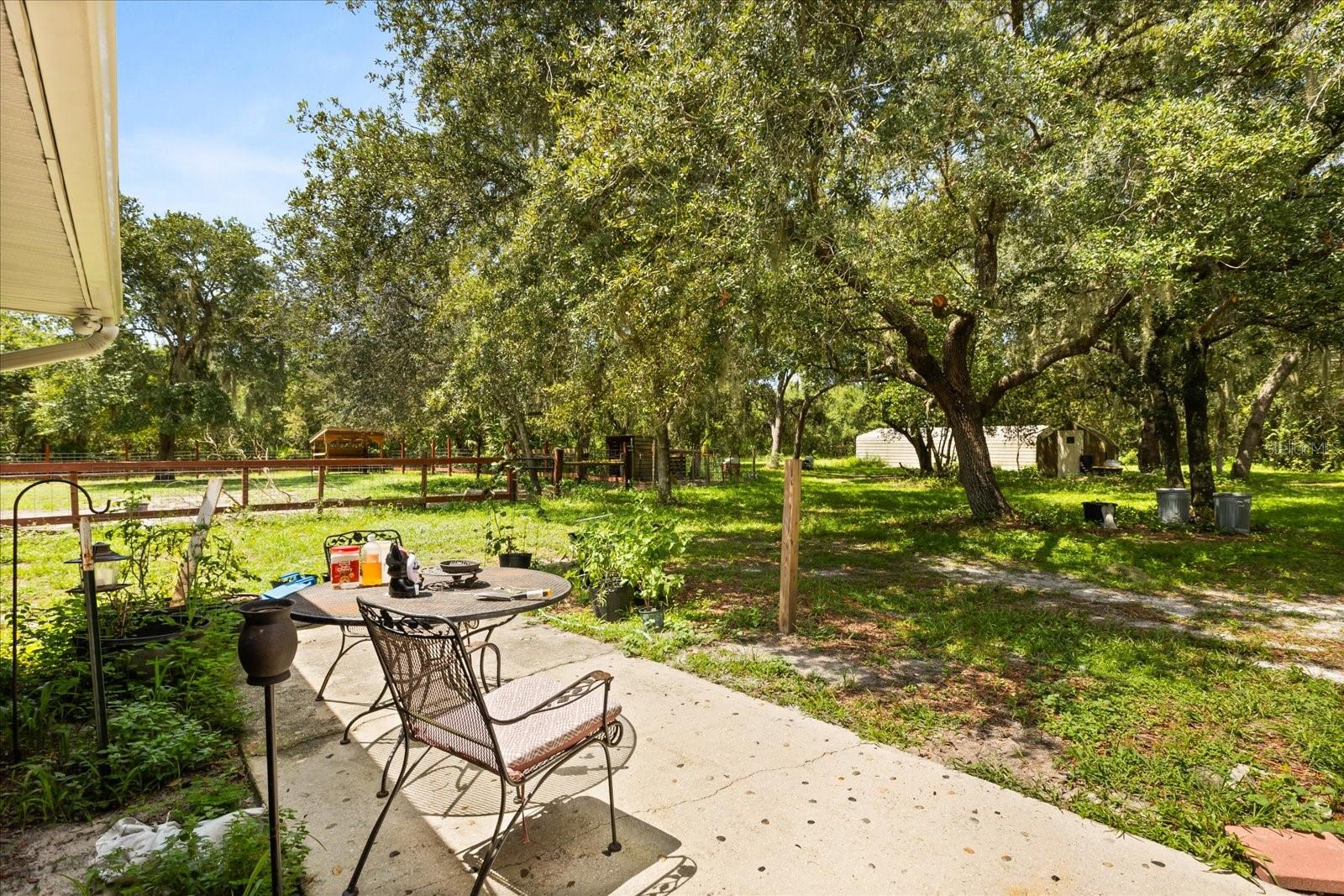 Image 24 of 36 For 460 Hidden Ridge Drive