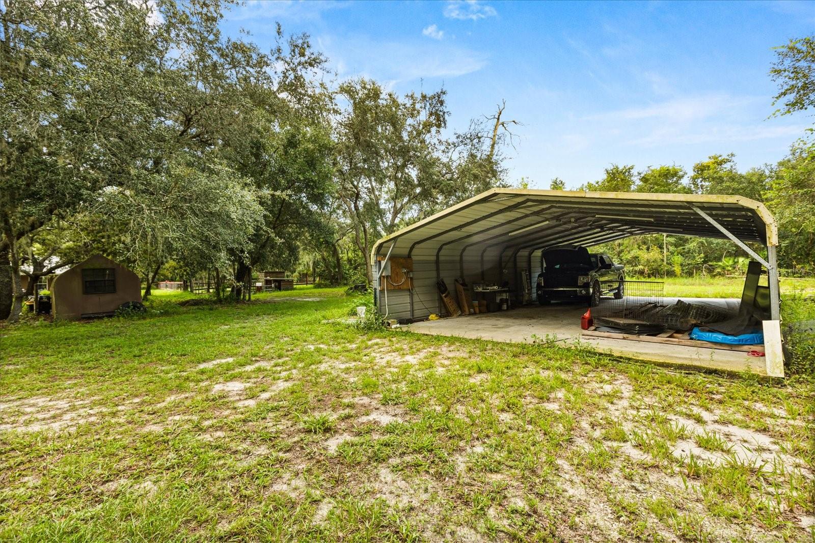 Image 26 of 36 For 460 Hidden Ridge Drive