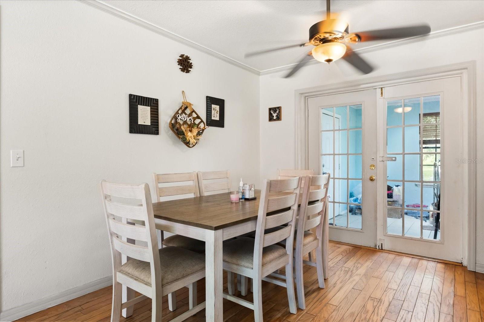 Image 7 of 36 For 460 Hidden Ridge Drive