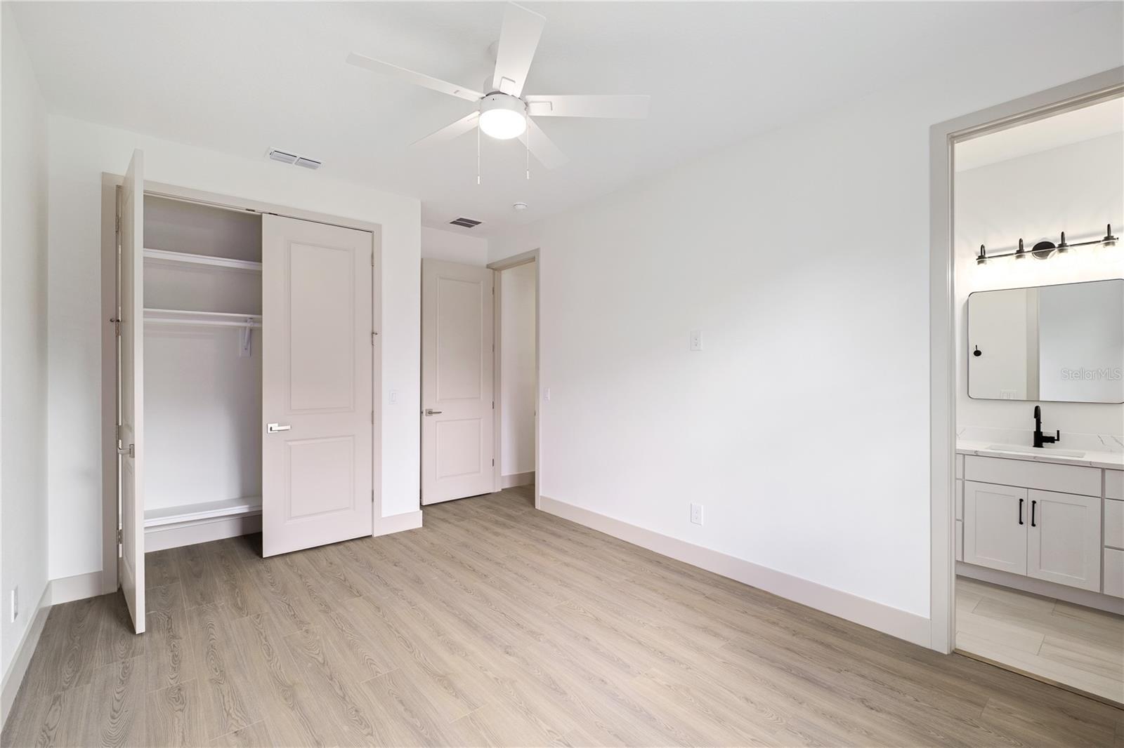 Image 21 of 26 For 1606 Lake Margaret Drive