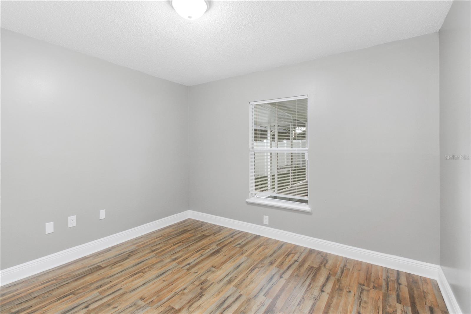 Image 11 of 20 For 707 Brightview Drive