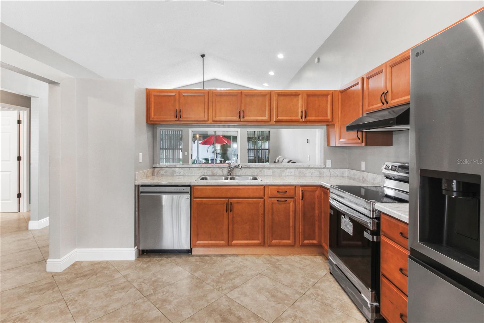 Image 6 of 20 For 707 Brightview Drive