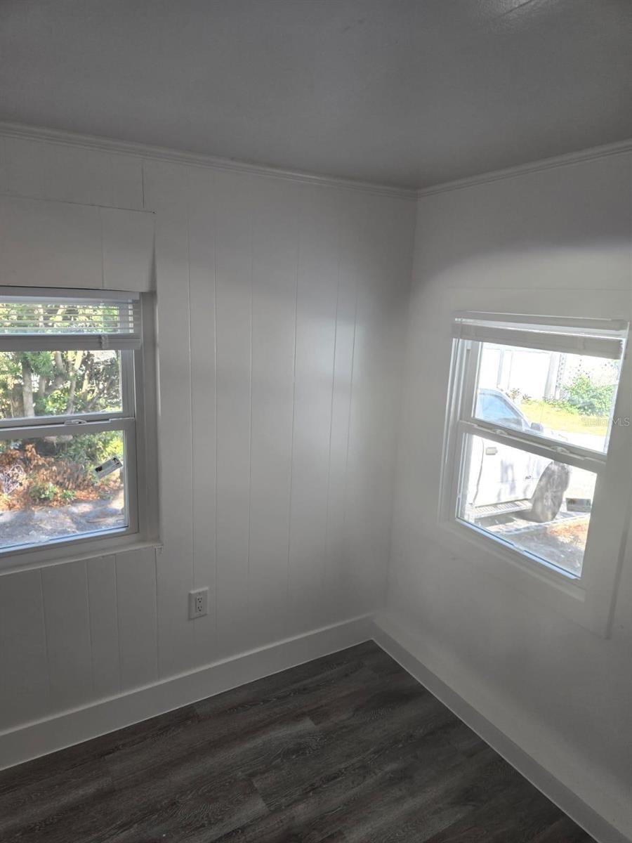 Image 15 of 19 For 815 St Charles Drive