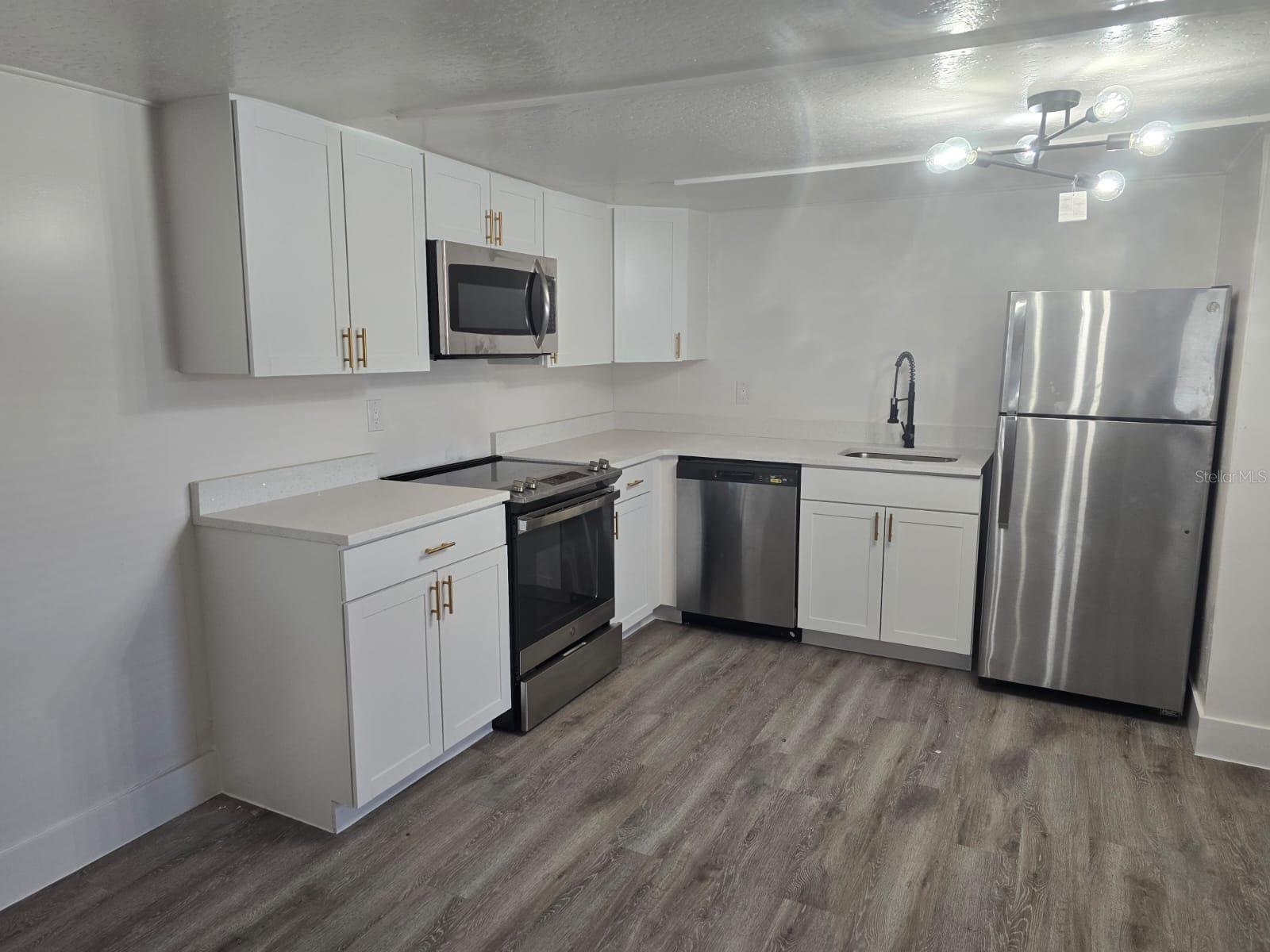 Image 5 of 19 For 815 St Charles Drive