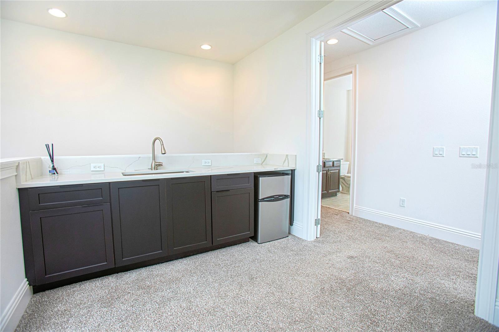 Image 42 of 66 For 10840 Mobberley Circle