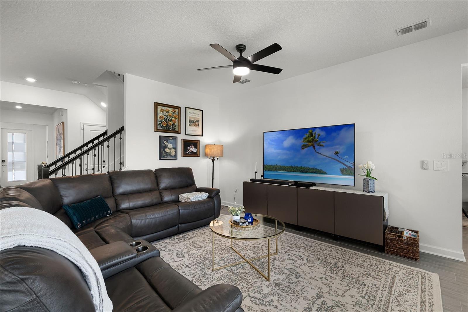 Listing photo id 14 for 11791 Language Way