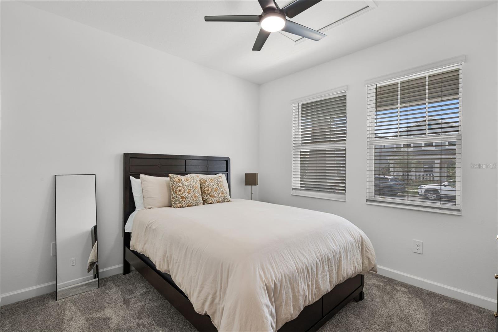Listing photo id 21 for 11791 Language Way