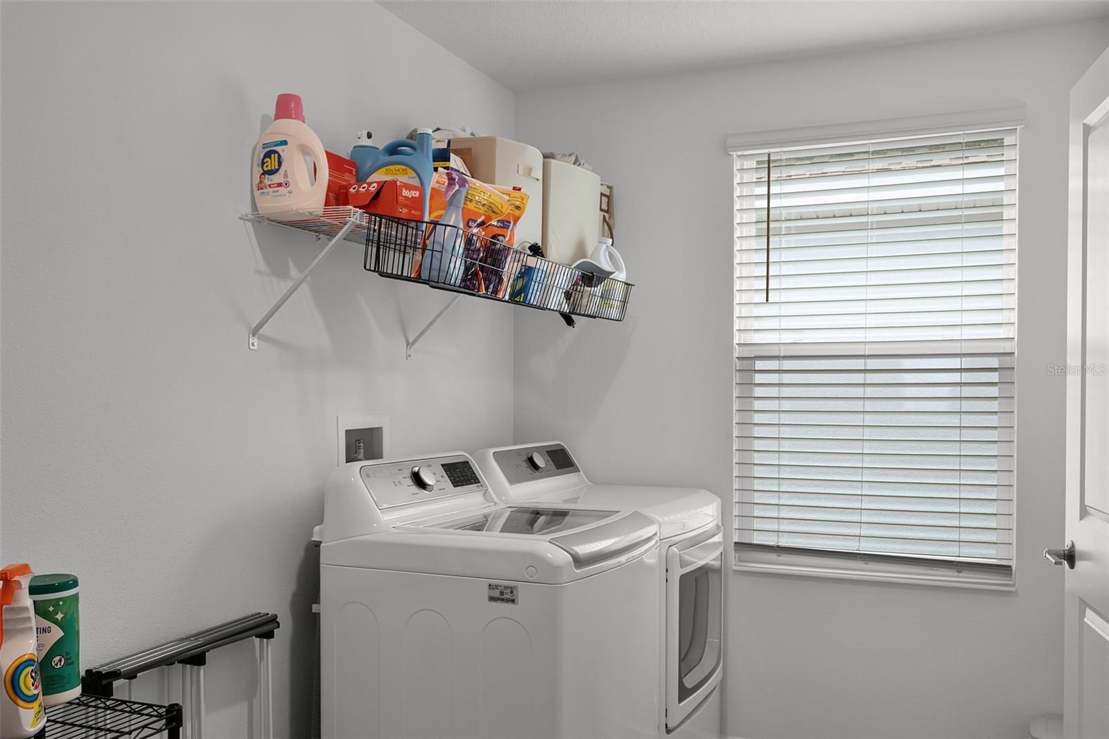 Listing photo id 36 for 11791 Language Way