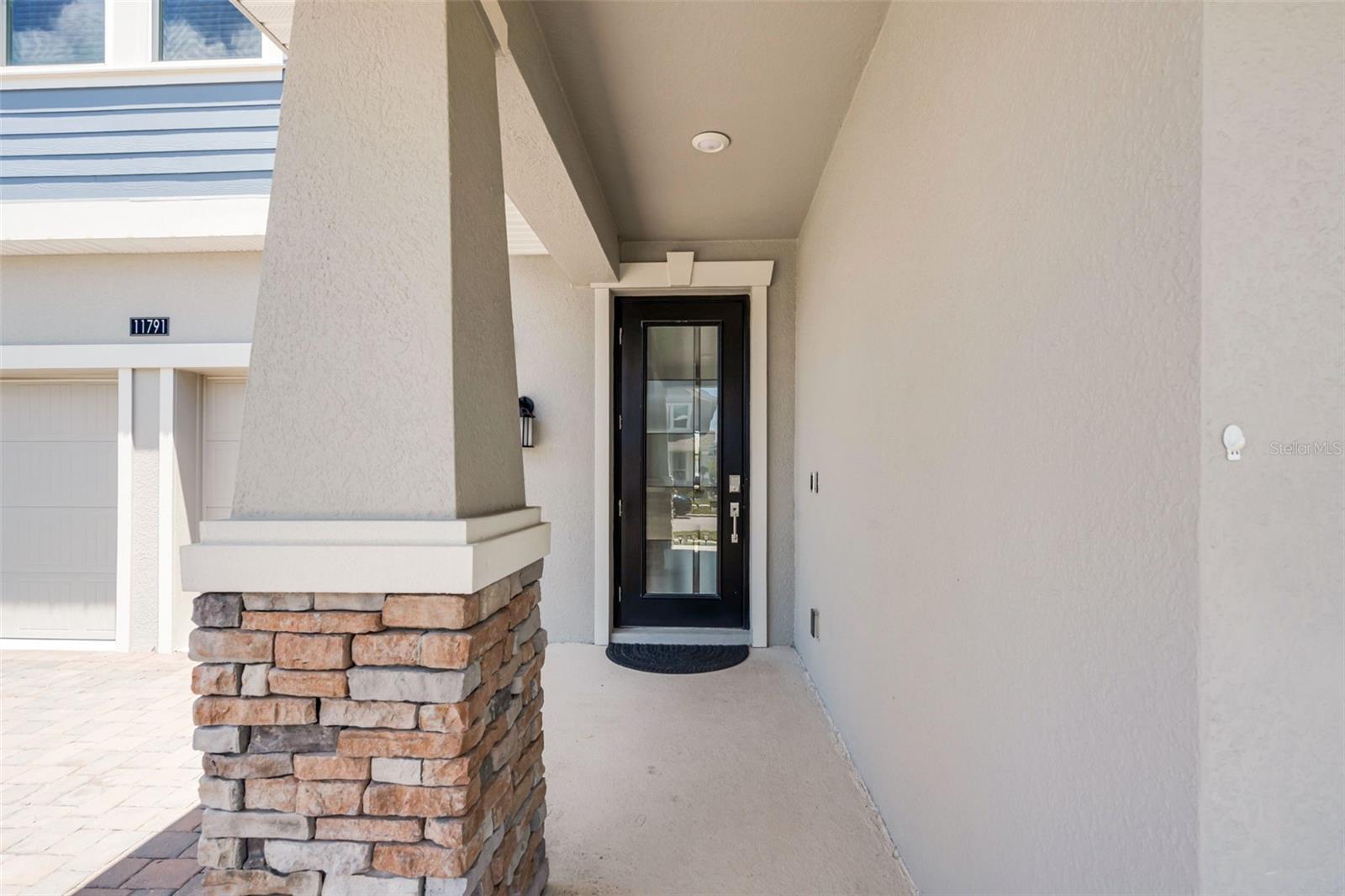 Listing photo id 2 for 11791 Language Way