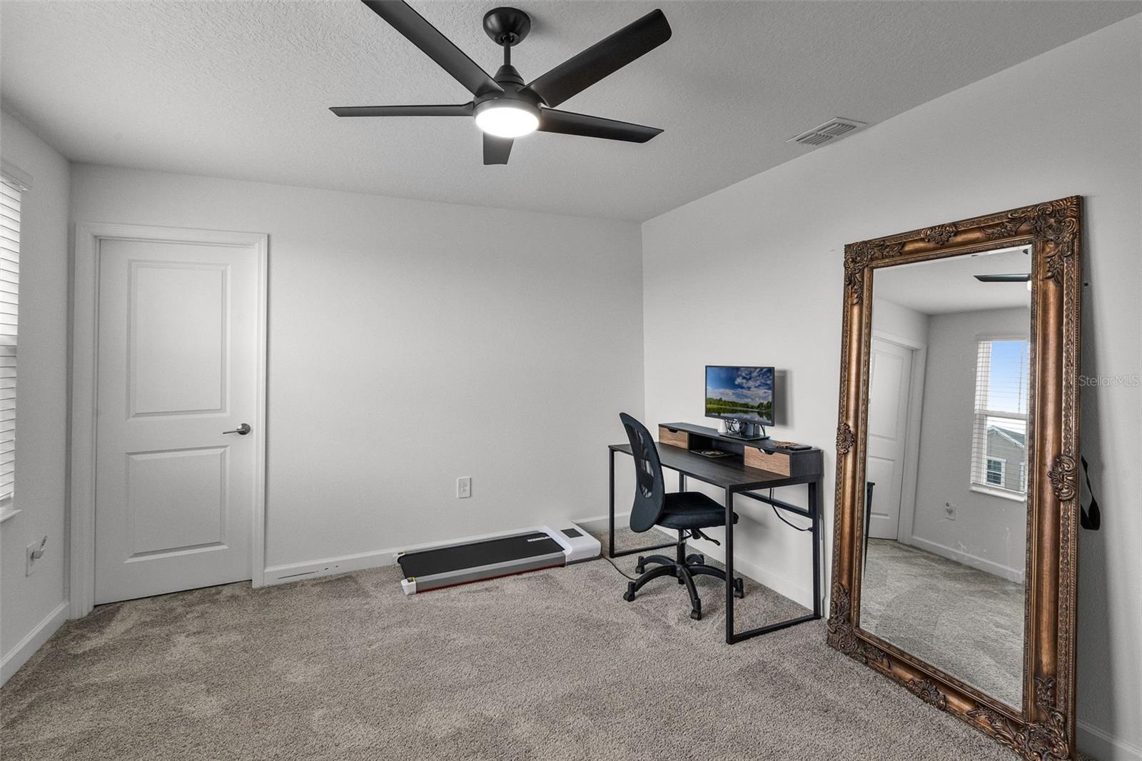 Listing photo id 42 for 11791 Language Way