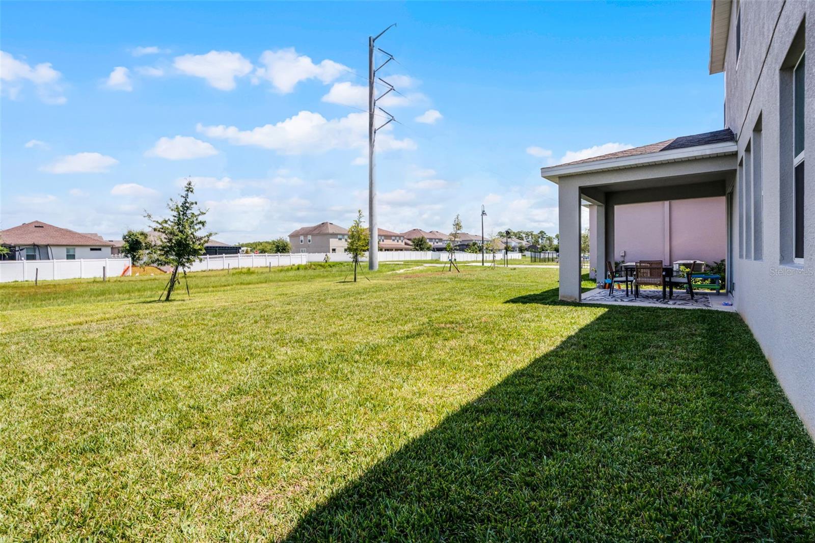 Listing photo id 50 for 11791 Language Way