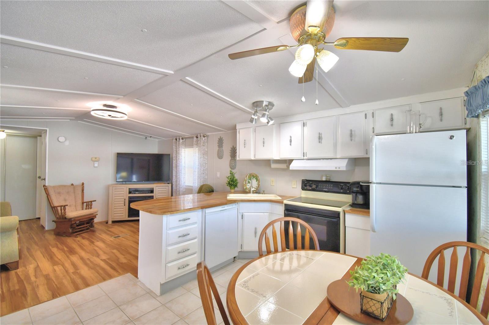 Image 2 of 11 For 251 Patterson Road F7