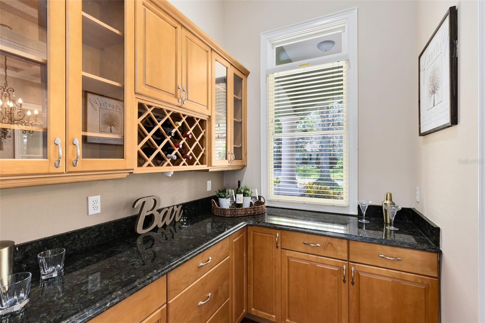 Image 11 of 46 For 202 Arrowhead Court