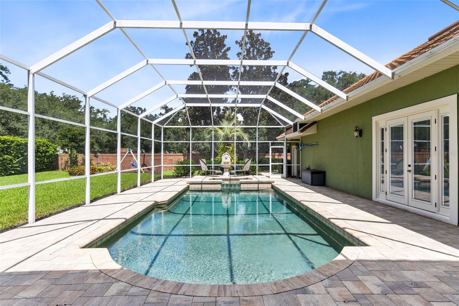 Image 25 of 46 For 202 Arrowhead Court