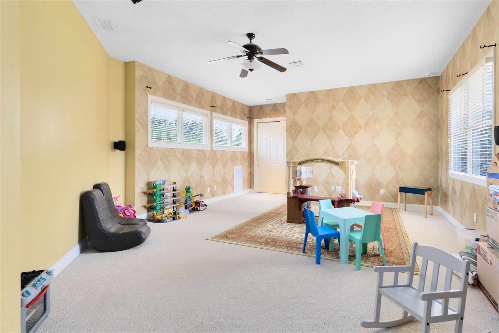 Image 36 of 46 For 202 Arrowhead Court