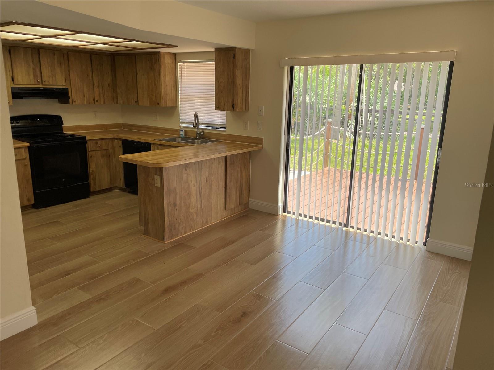 Image 12 of 22 For 2842 Eagle Run Circle E