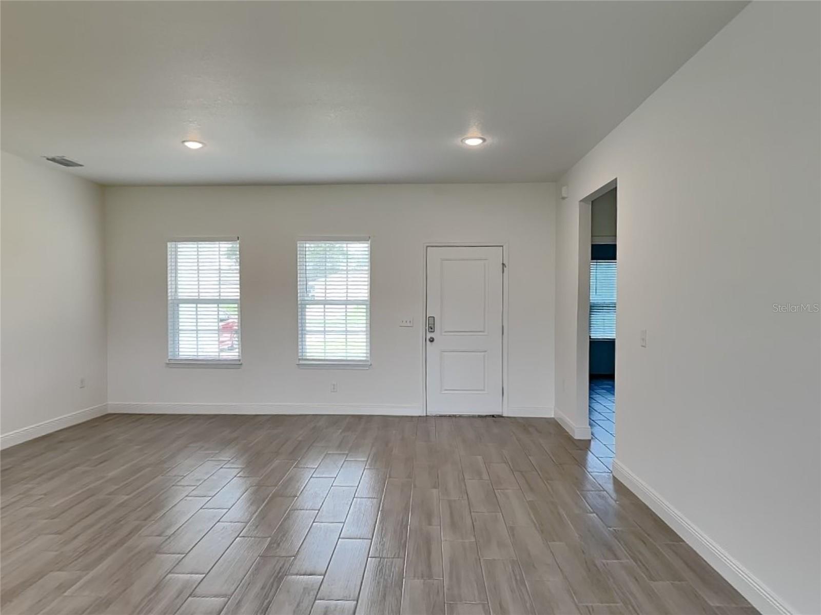 Image 2 of 16 For 209 Marion Oaks Manor