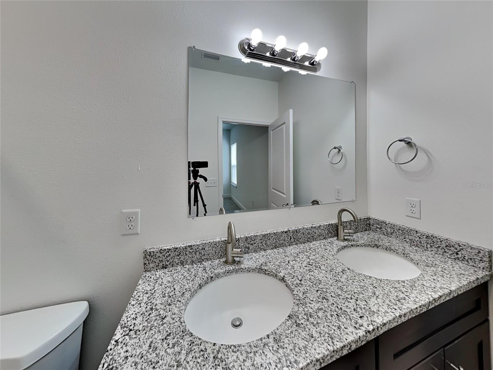 Image 7 of 16 For 209 Marion Oaks Manor