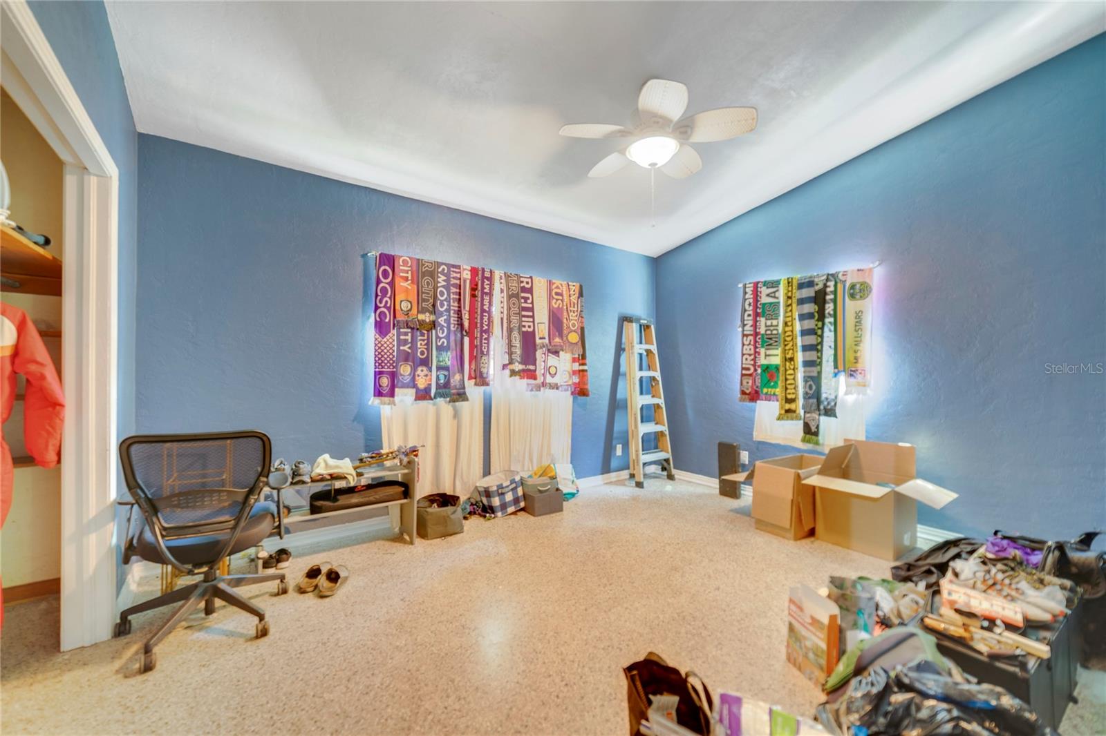 Image 18 of 22 For 724 Braidwood Lane