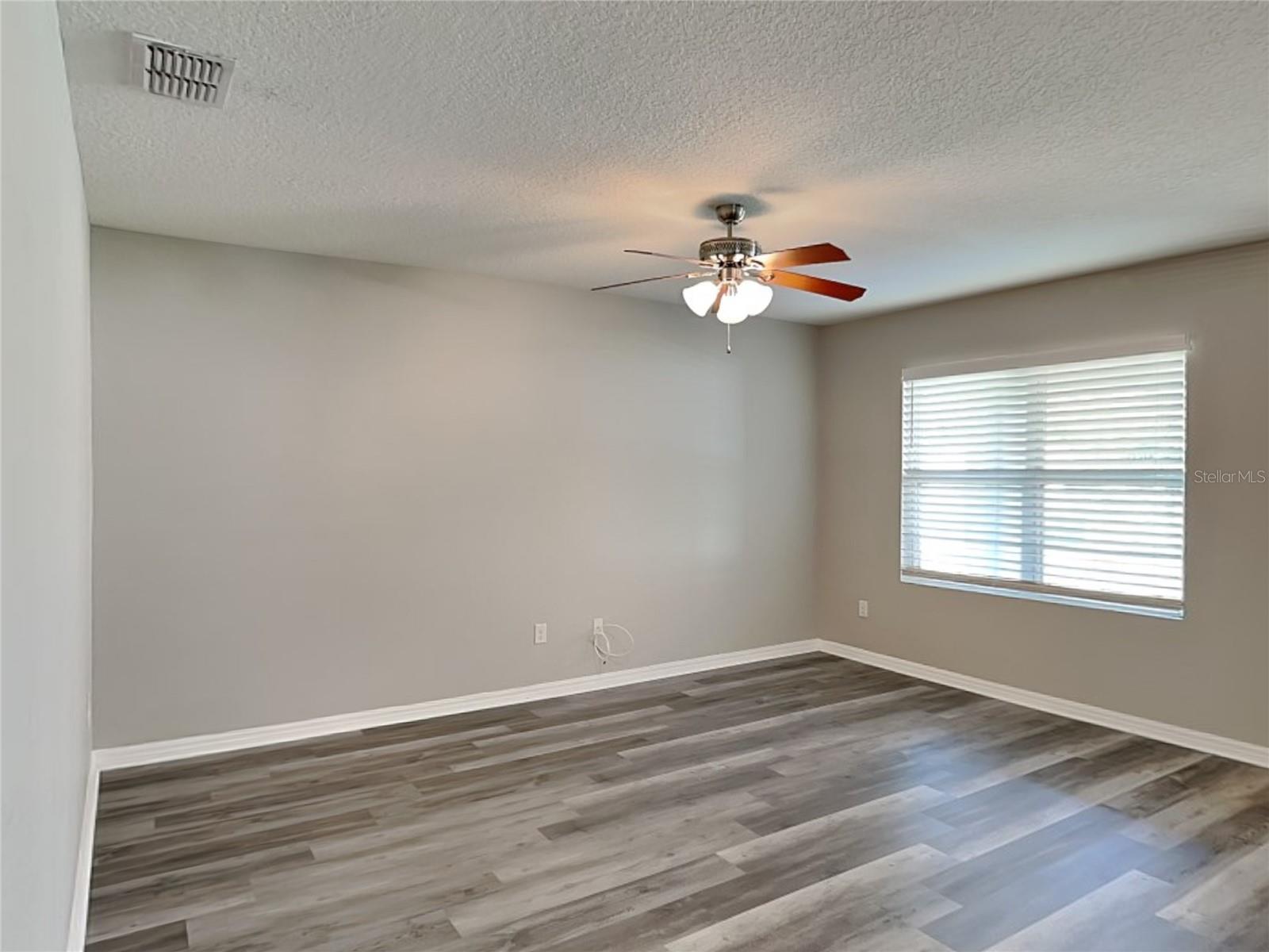 Image 3 of 16 For 4140 Sophia Boulevard