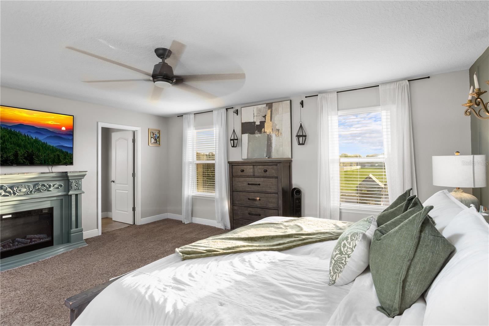 Image 20 of 35 For 4288 Tigris Drive