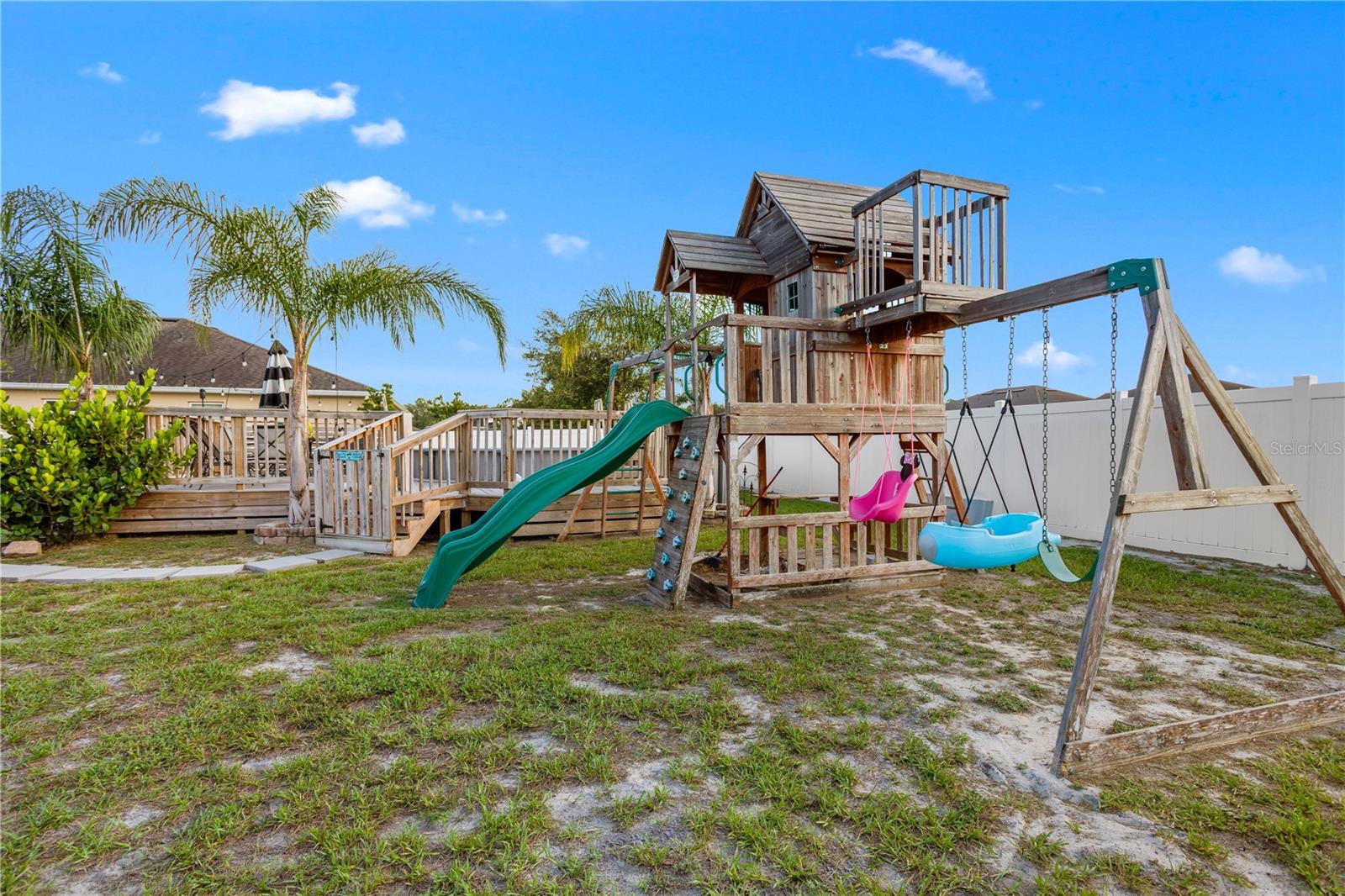 Image 32 of 35 For 4288 Tigris Drive