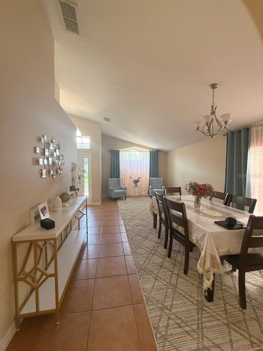 Image 6 of 27 For 9331 Pecky Cypress Way