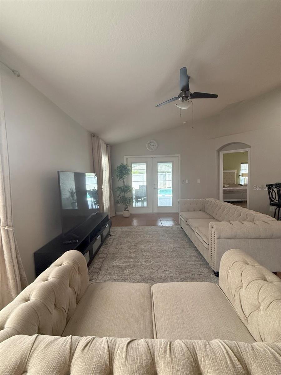 Image 9 of 27 For 9331 Pecky Cypress Way