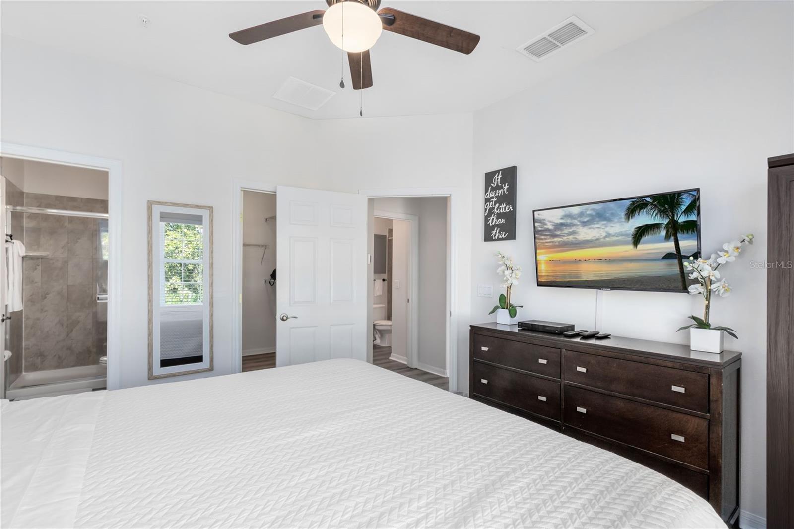 Image 12 of 35 For 2805 Oakwater Drive 166