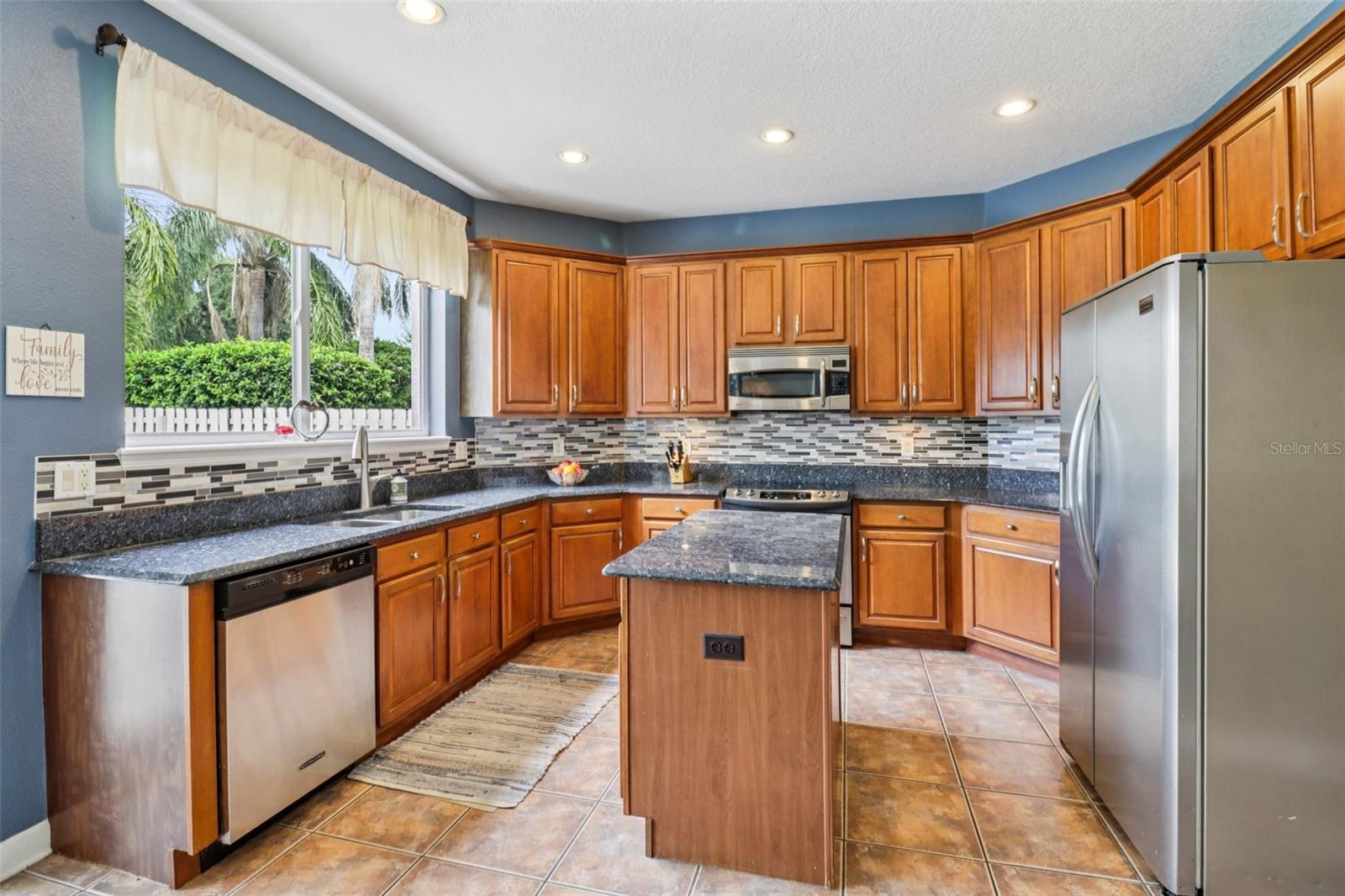 Image 13 of 50 For 3831 Brantley Place Circle