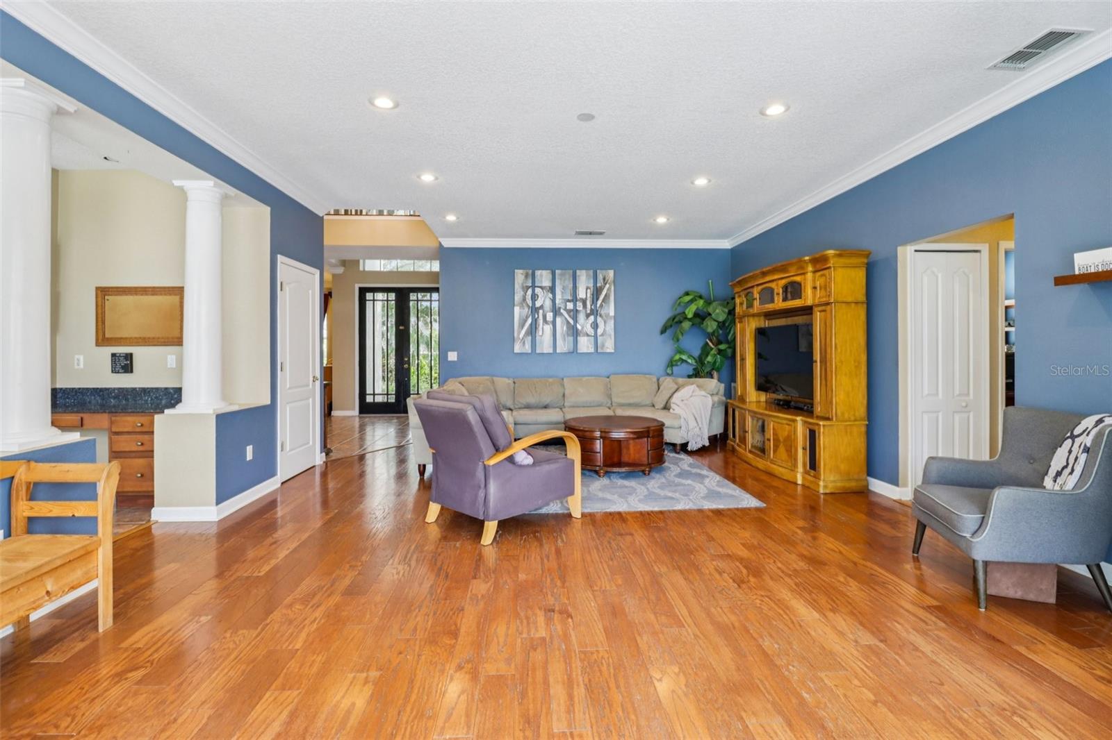 Image 19 of 50 For 3831 Brantley Place Circle