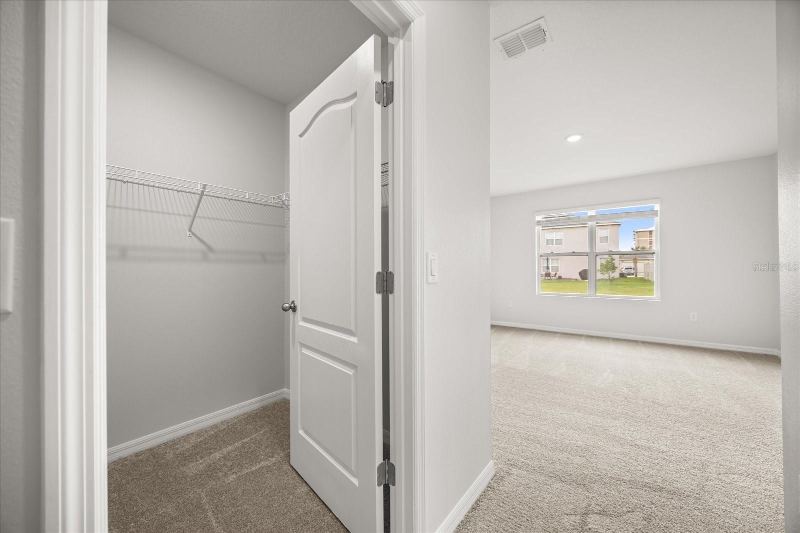 Image 11 of 27 For 922 Guadalupe Drive