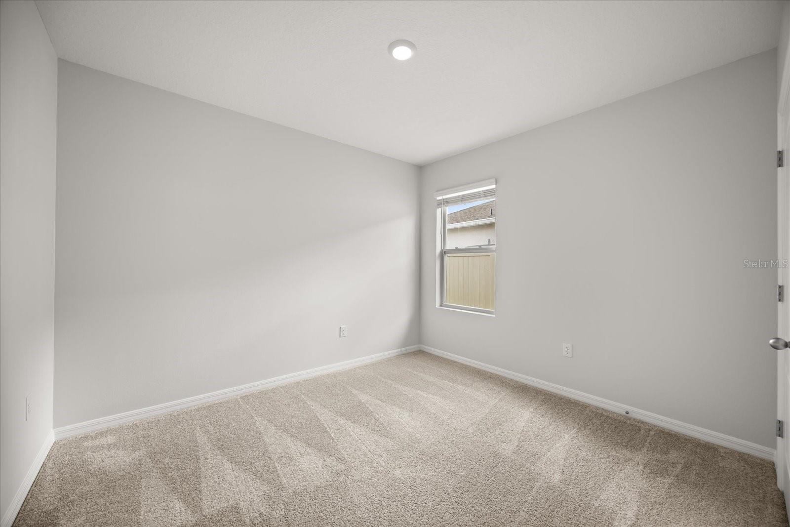 Image 19 of 27 For 922 Guadalupe Drive