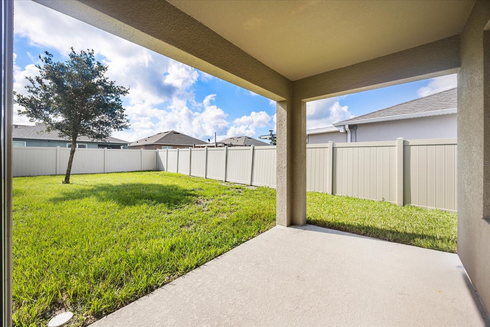 Image 22 of 27 For 922 Guadalupe Drive